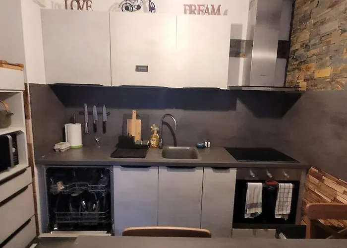 Entrez Dans Mon Calme, Lumineux Et Modeste Temple * 에이진느